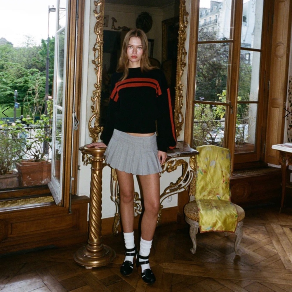 With Jean Light Gray Pleated Mini Skirt